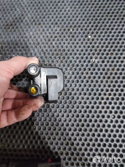 Катушка зажигания Mitsubishi 6G72