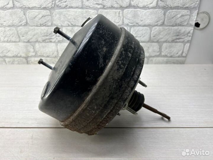 Вакуумный усилитель тормозов Ford Transit 8