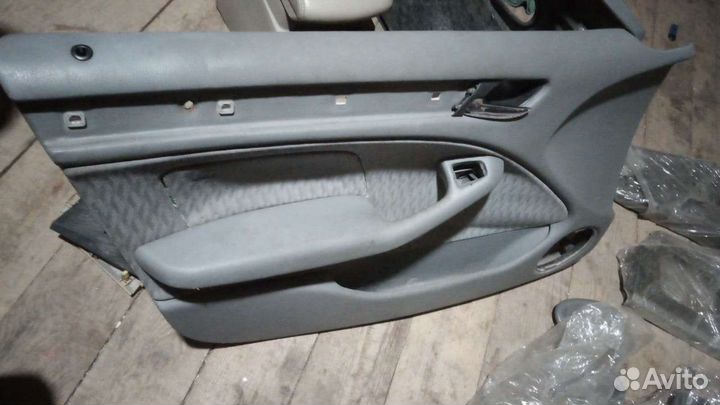 BMW 3 E46 обшивка двери передняя левая