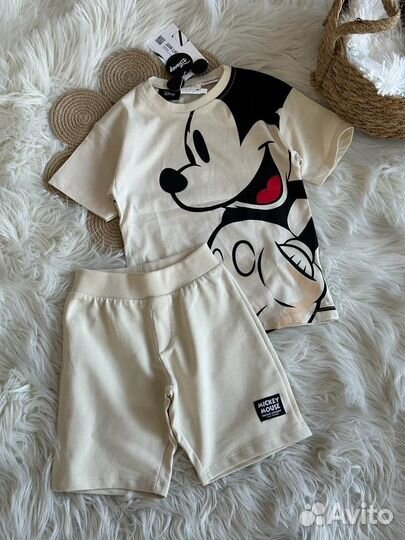 Костюм на мальчика zara