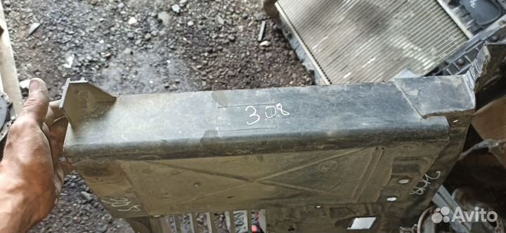 Панель передняя Пежо 308 Peugeot 308