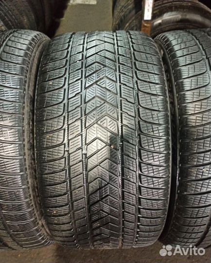 Pirelli Scorpion Winter 275/40 R21 и 305/35 R21 118T