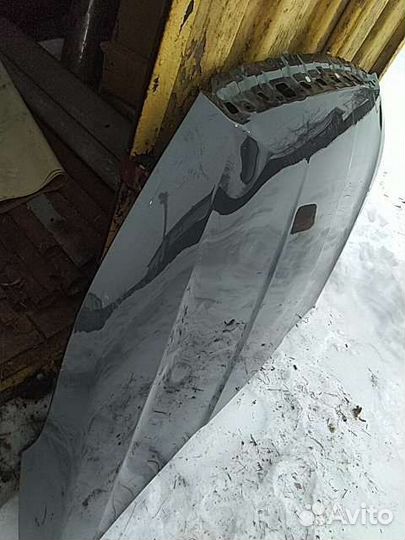 Капот Subaru Forester 2015 г