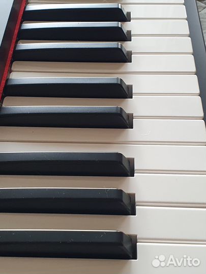 Пианино Синтезатор Yamaha Рiaggero NP-12B