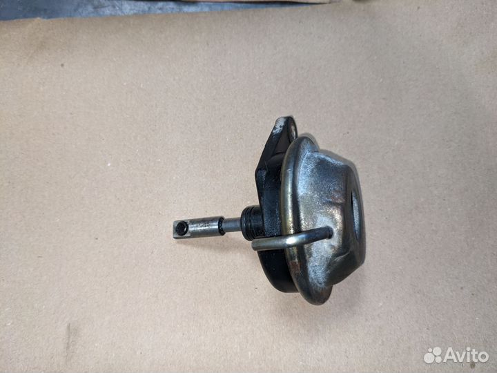 Вакуумный привод системы toyota 17380-15030