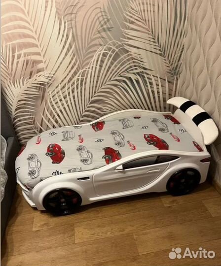 Кровать-машина для малышей