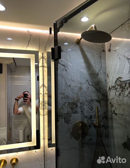 Душевая кабина из стекла