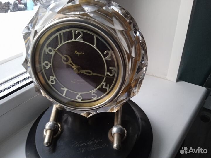 Часы настольные Маяк