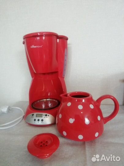 Кофеварка новая