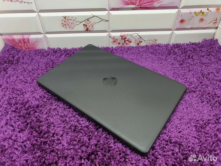 HP Intel core i3 7 full hd GeForce mx110