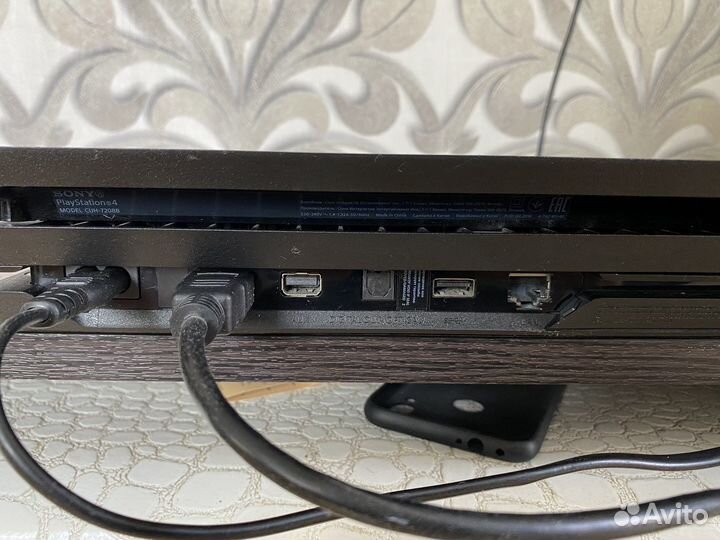 Sony playstation 4 pro 1tb