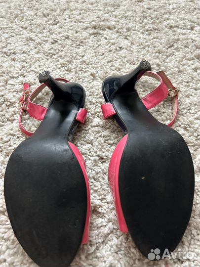 Босоножки 38 размер