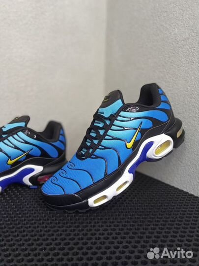 Кроссовки Nike Air max tn plus