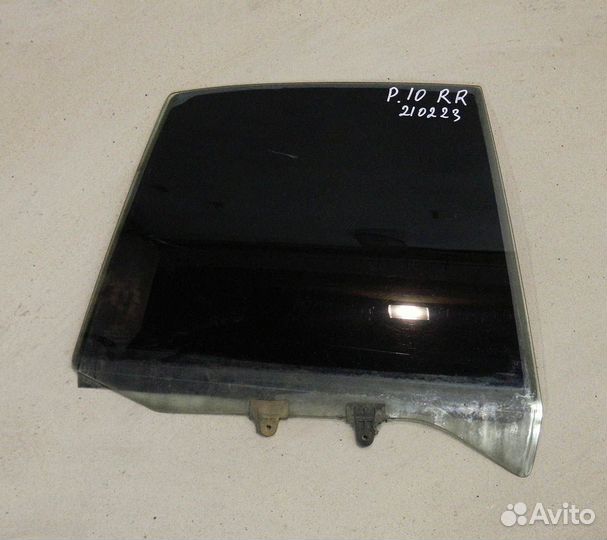 Стекло двери задней правой Nissan Primera P10