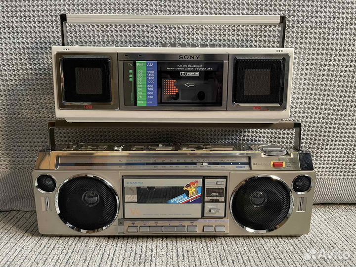 Магнитолы Aiwa Sharp Sanyo Sony