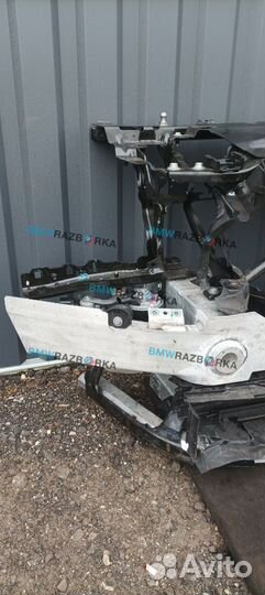 Передняя панель (телевизор) BMW i5 G60 2024