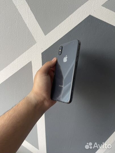 iPhone X, 64 ГБ