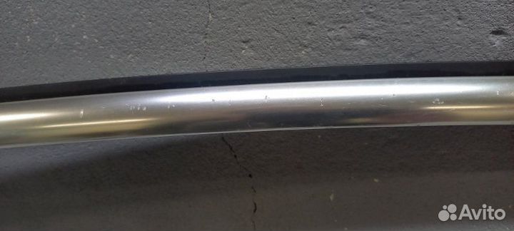 Молдинг на дверь передний левый Peugeot 3008