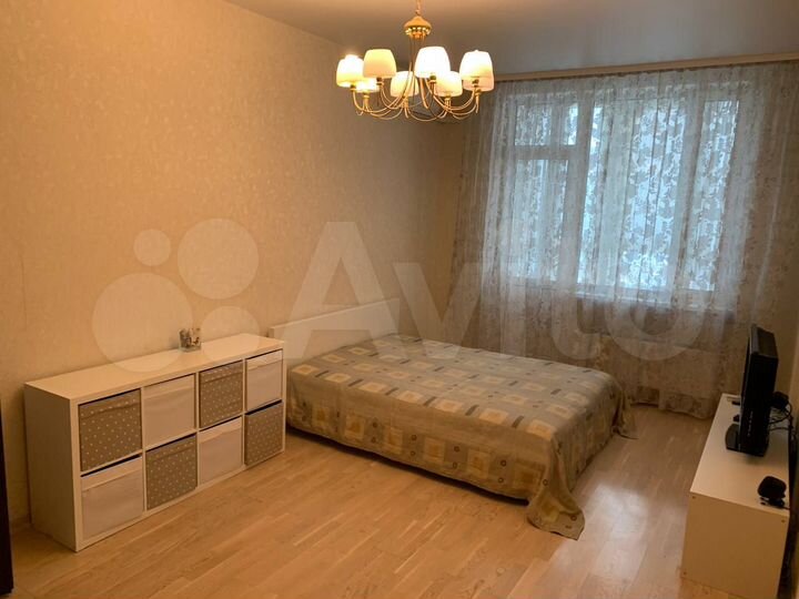 1-к. квартира, 50,1 м², 5/14 эт.