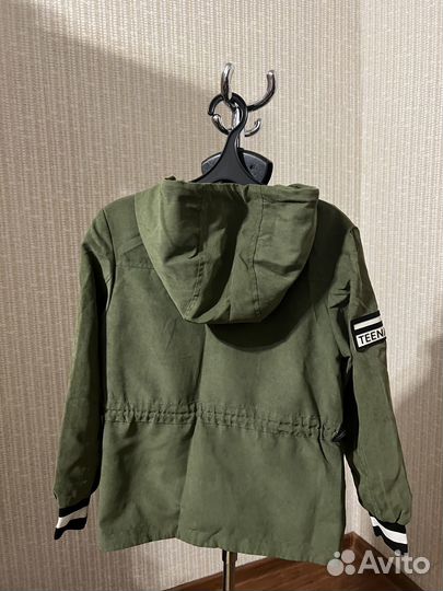 Продам куртку для мальчика