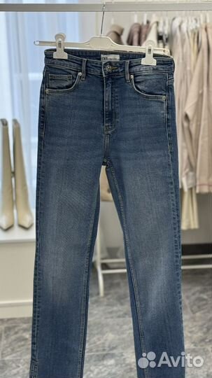 Джинсы Zara