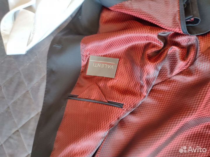 Костюм мужской новый