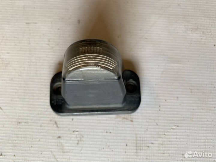 Фонарь подсветки номера Volkswagen Passat