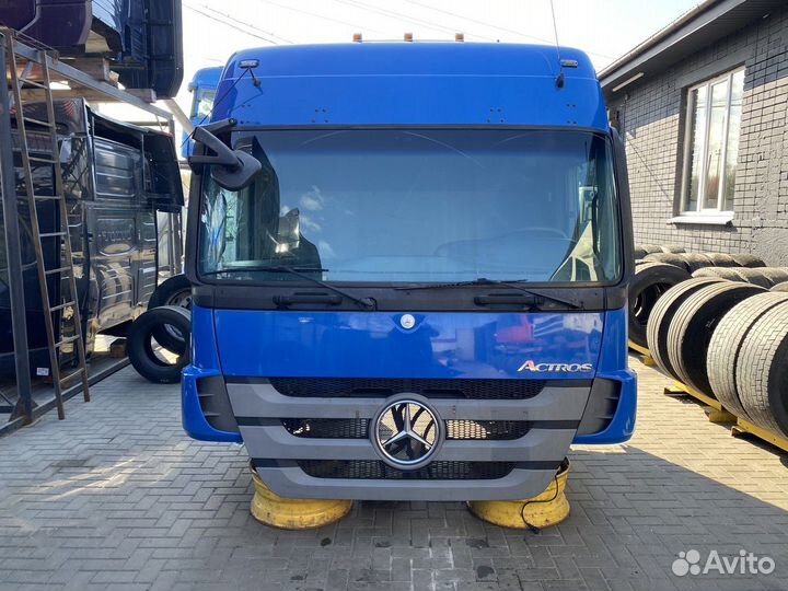 Кабина Mercedes-Benz Actros