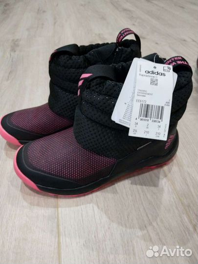 Новые ботиночки Адидас