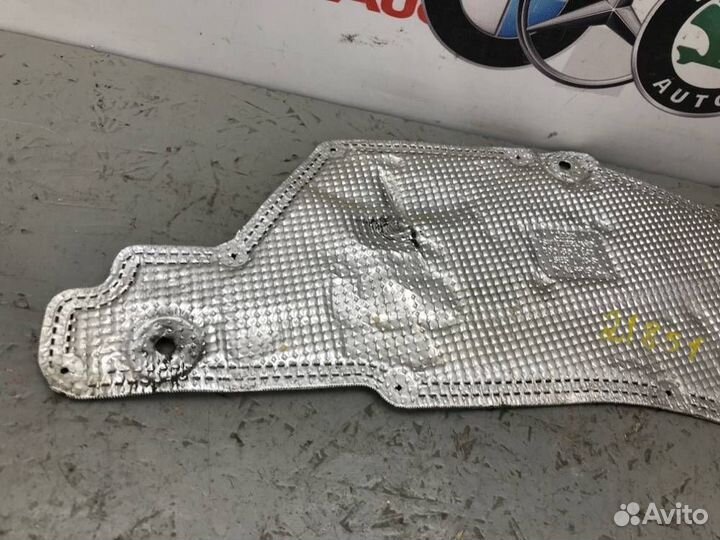 Тепловой экран правый Audi A6 С7 cgwb 2011