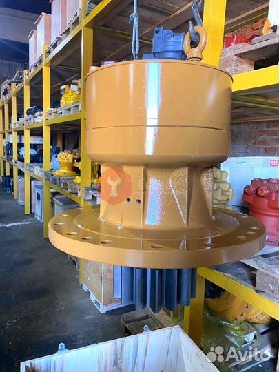 Поворотный редуктор Hyundai R300LC 31Q8-11141AR