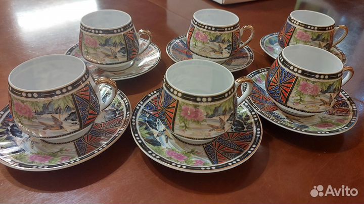 Кофейные чашки с блюдцами (набор)