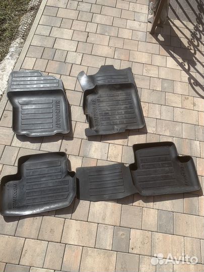 Автомобильные коврики