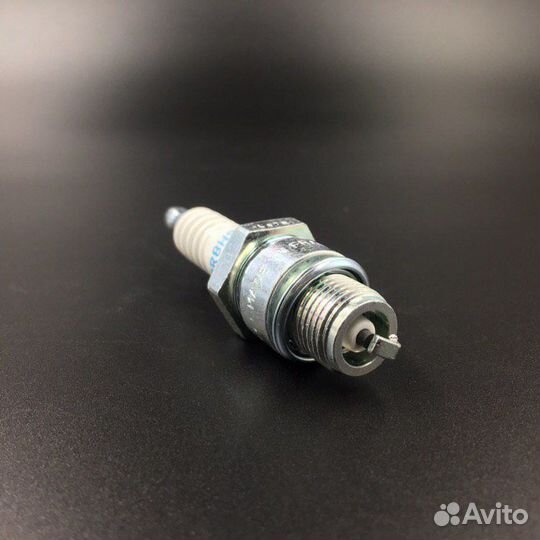Свеча зажигания 7204 BR8HS-10 (NGK)