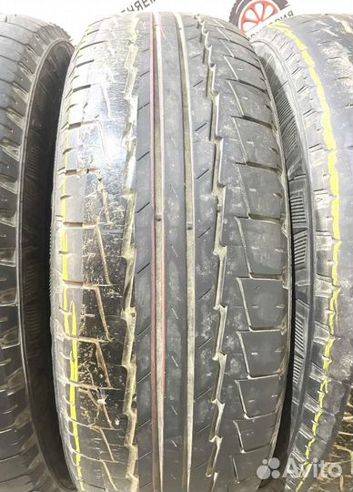 Kumho Road Venture ST KL11 225/75 R16 104R