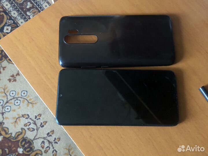 Продам телефон