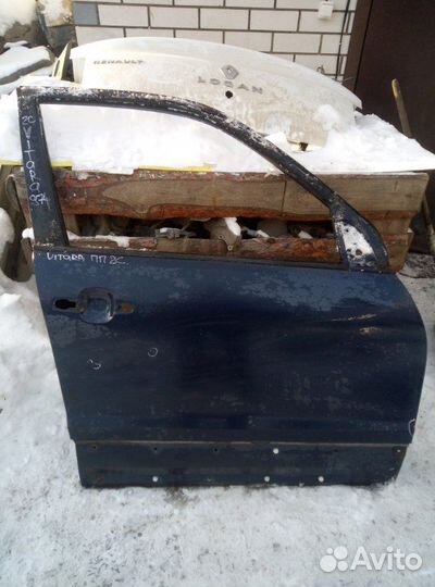 Дверь передняя правая Suzuki Grand Vitara J20A