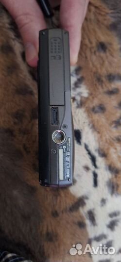 Фотоаппарат canon M 1033