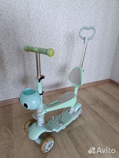 Самокат беговел с родительской ручкой от 1 года