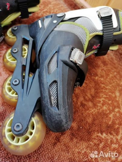 Роликовые коньки