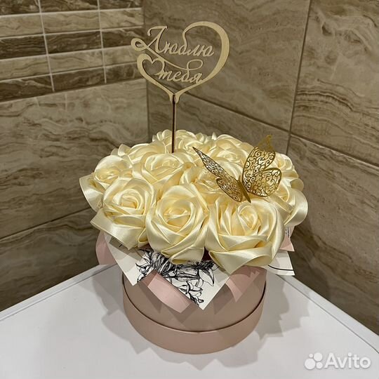 Подарок на 14 февраля, Коробка с цветами, розы