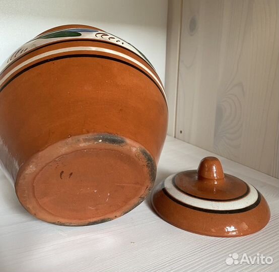 Глиняная посуда горшок крынка