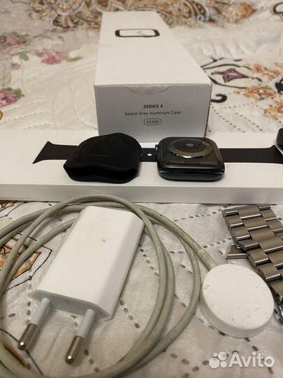 Часы apple watch 4 44 mm