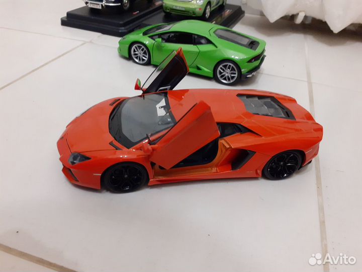 Lamborghini Aventador Welly 1/24