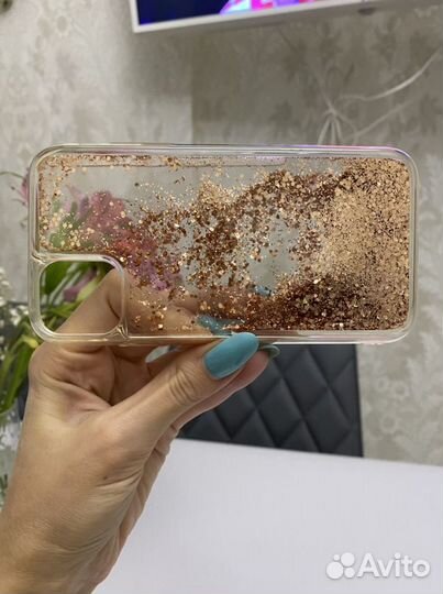 Чехол с жидкими блёстками для iPhone