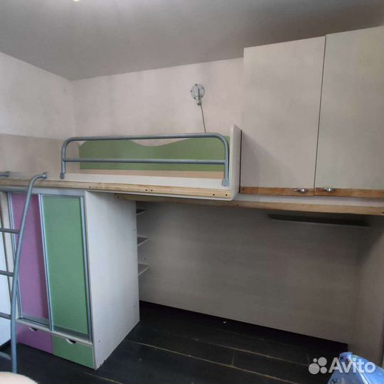 Детская стенка с кроватью