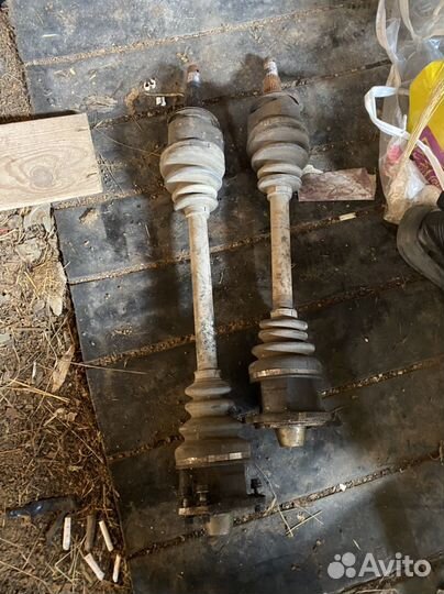 Шруза 2шт нисан скайлайн р33 седан