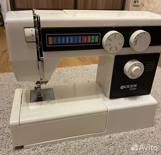 Швейная машина Queen 5400