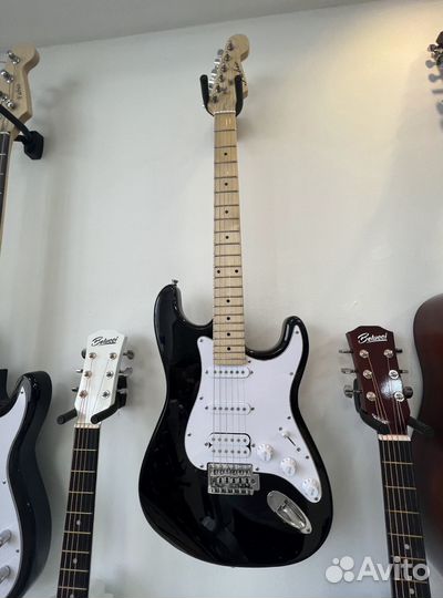 Электрогитары, бас гитары