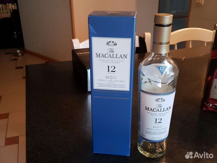 Пустые бутылки стеклянные